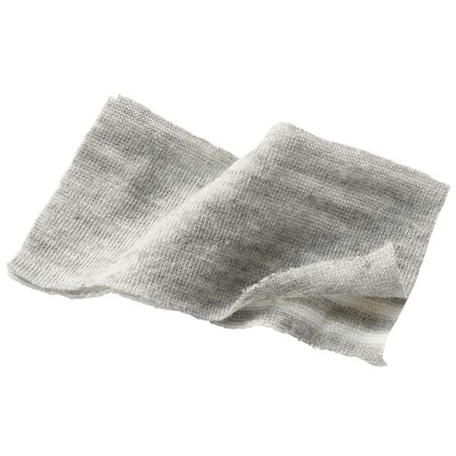 空気の層を含んで温もりのあるふわっと柔らかな接結素材