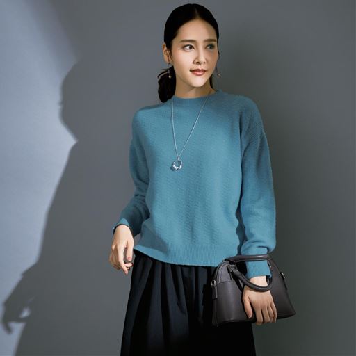 タスマニアウール混ニットプルオーバー