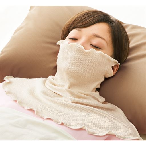 シルクおやすみフェイスマスク