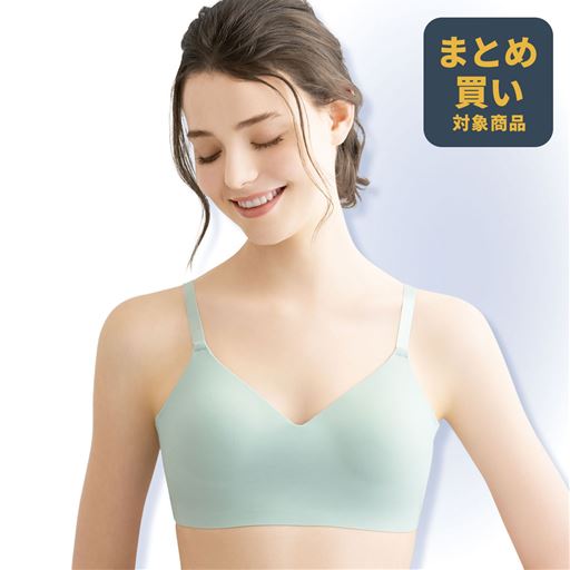 するっと着られるワンマイルOKなハーフトップブラ<br>クールブルー 着用例