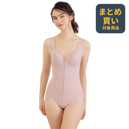 ぽっこりお腹をV字パネルで徹底補整!ギュッと押さえてフラットにメイク。360度スキのないボディラインをつくるボディスーツです。 グレー着用例