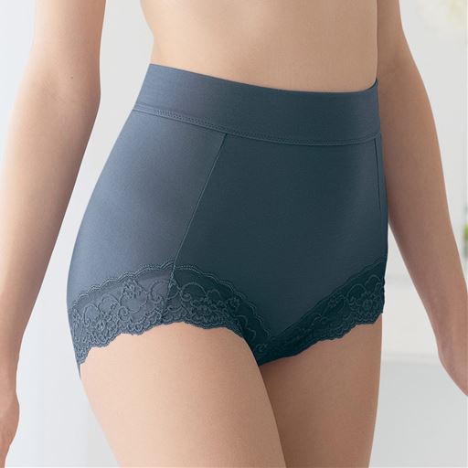 ウエストはゴム不使用<br>お腹をすっぽり包むはきこみ深めタイプ