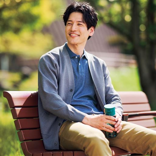 シャドーブルー コーディネート例