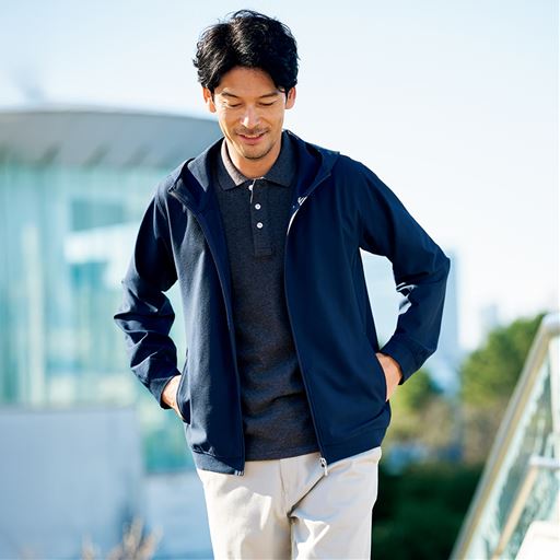 チャコールグレー<br>コーディネート例