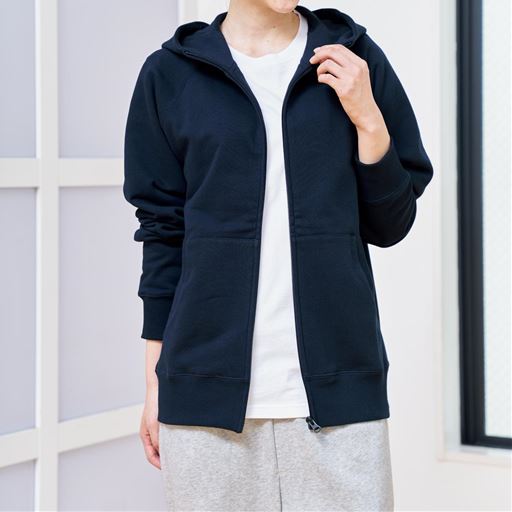 ダークネイビー<br>コーディネート例