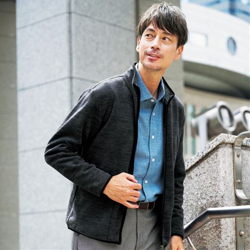 チャコールグレー コーディネート例