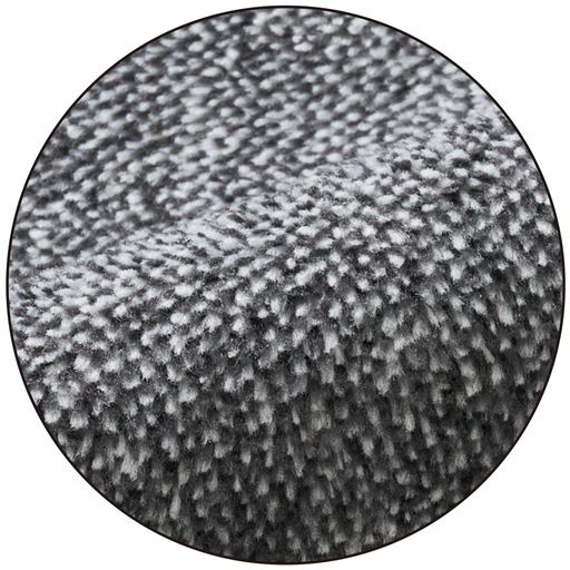 身頃は表情のある杢調