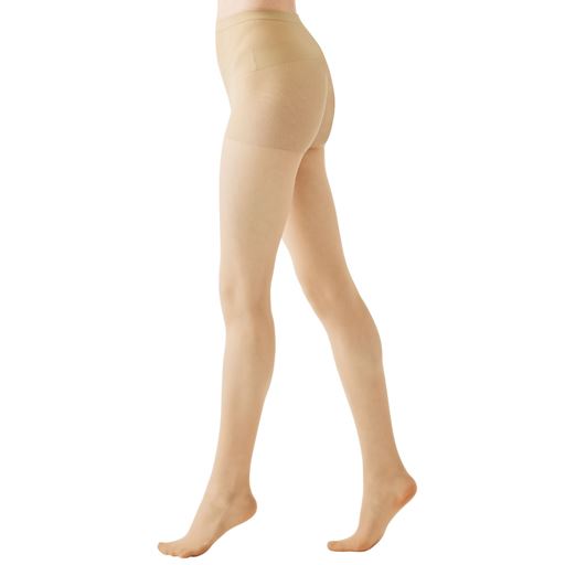 ライトベージュ着用例