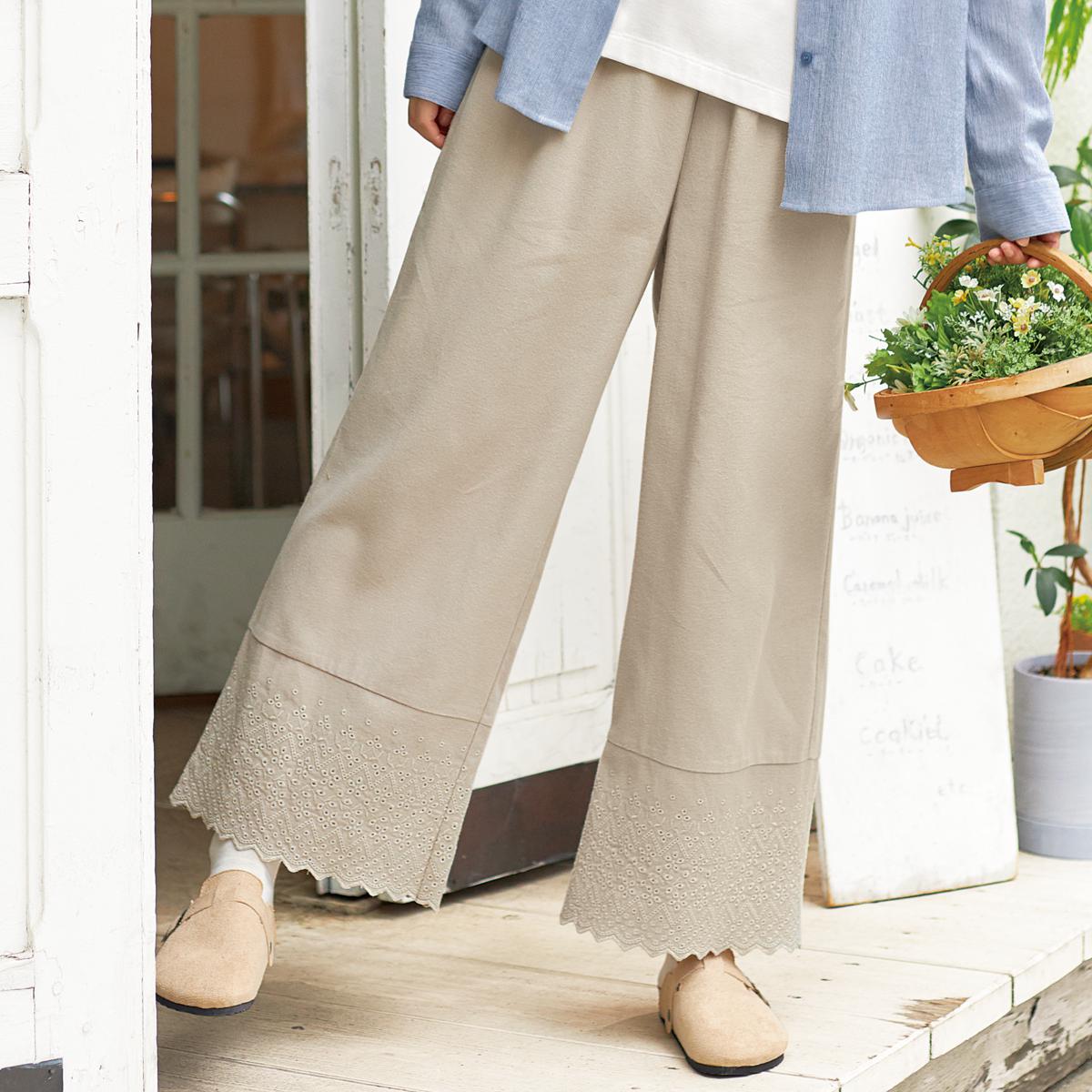 美品 gasa 「湖の城」フラワーワイドパンツ 日本製 撥水スマートワイド