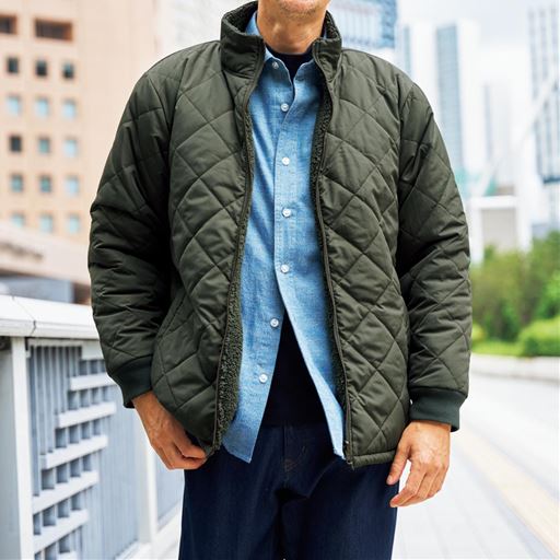 カーキ おもて面 コーディネート例