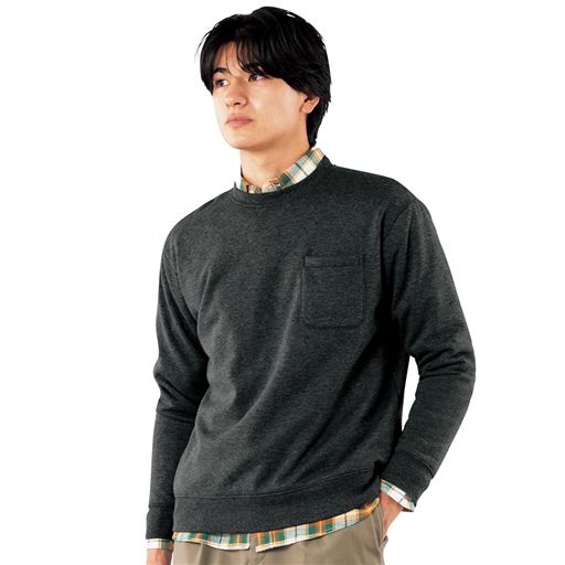 チャコールグレー コーディネート例