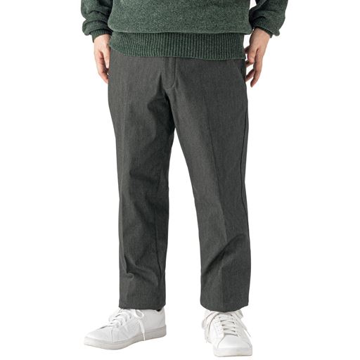 チャコールグレー コーディネート例