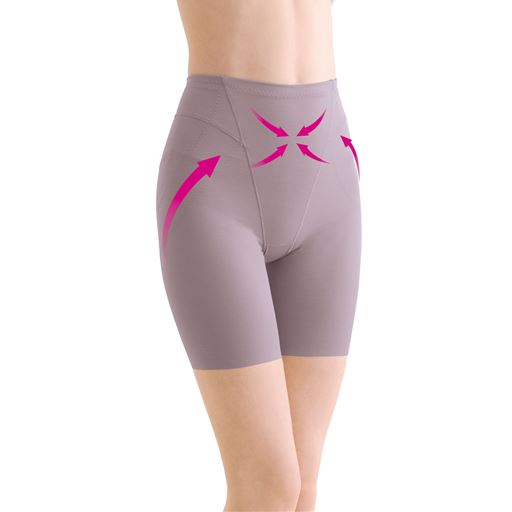 フロントはゴムを使わない身生地折り返し仕様で、お腹にくい込みにくくラク。 ローズグレー 股下約16cm 着用例(フロントスタイル)