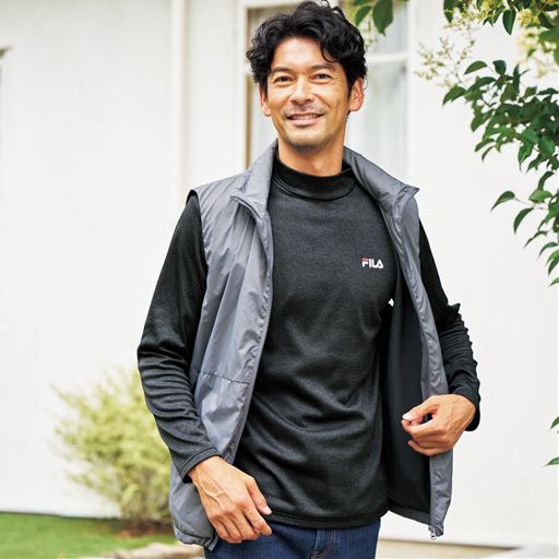 チャコールグレー<br>コーディネート例