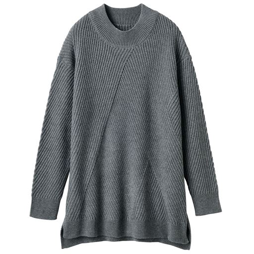 チャコールグレー