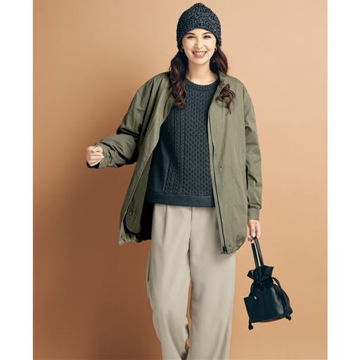 チャコールグレー コーディネート例