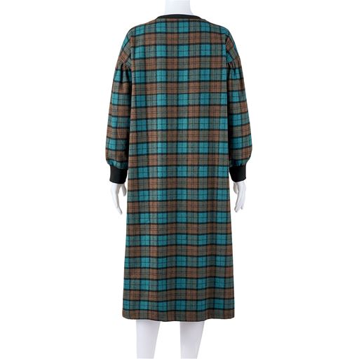 グリーン系 バックスタイル