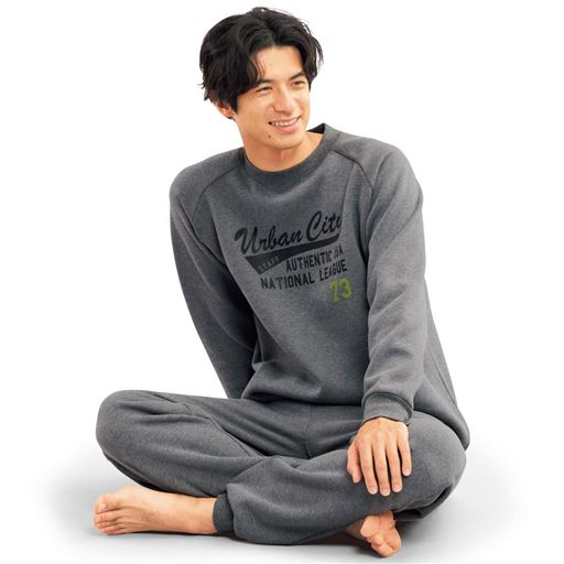 グレー コーディネート例