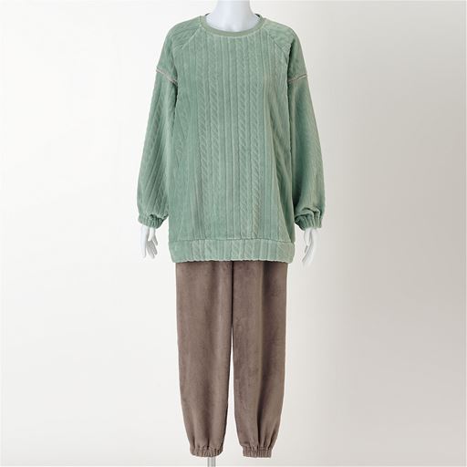 アッシュグリーン(パンツ:グレージュ)