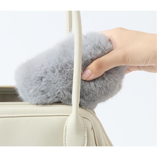 小さくたたんで携帯できて便利