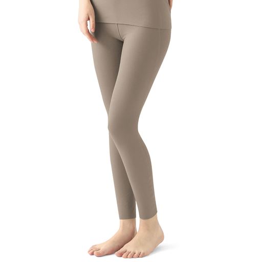 ペールブラウン