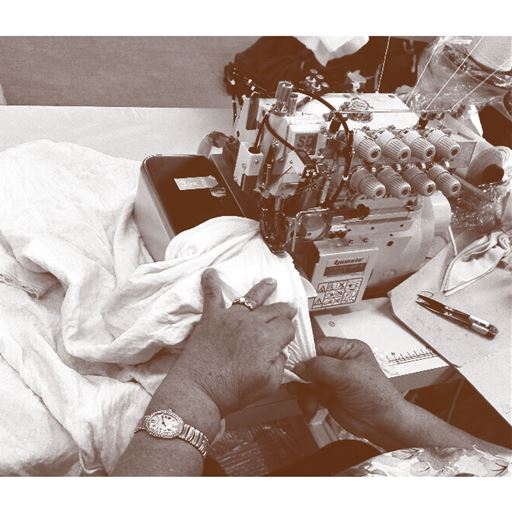 徹底した品質管理 リップルインナーは日本国内の工場で製作。肌に直接触れるものですから、工程でしっかり基準を設け、徹底した品質管理を行っています。