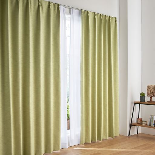 ライトグリーン