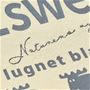 プリントと刺しゅうを組み合わせたこだわりのデザイン。