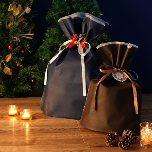 お贈りする相手やシーンに合わせて飾りタグが選べるギフトラッピング