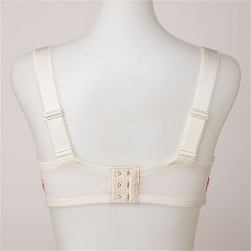 シルクベージュ バックスタイル