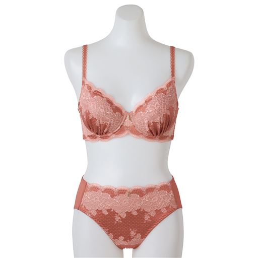 レッドブラウン