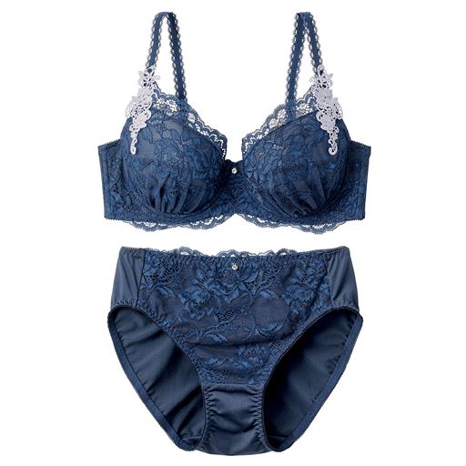 ネイビー 上下セット<br>ラベンダー色のモチーフで上品な印象