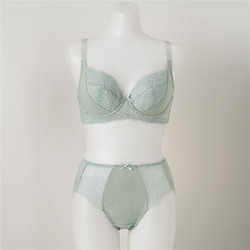 フロスティグリーン コーディネート例(※ブラは、BA-199になります。)