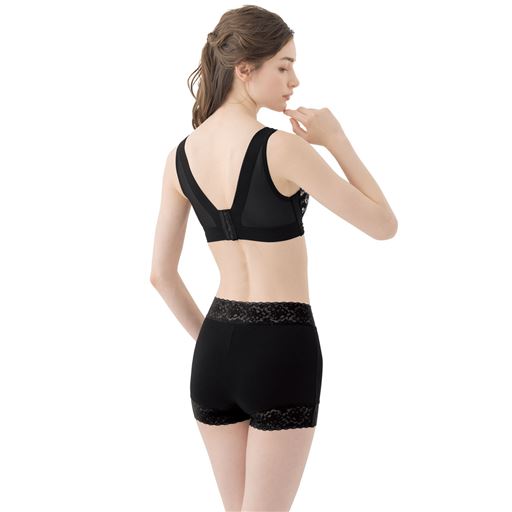 ブラック バックスタイル 着用例