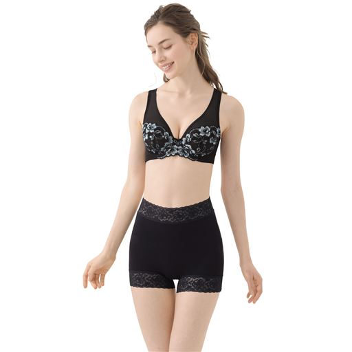 ブラック 着用例