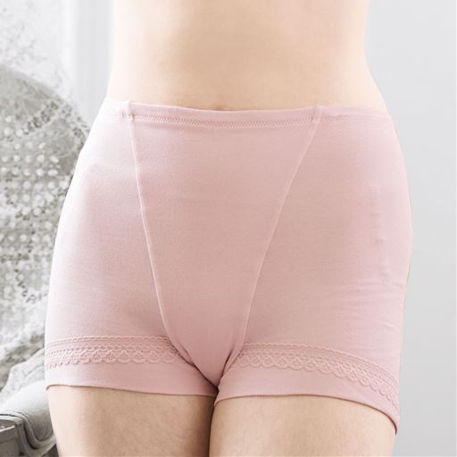 ゴムや縫い目が肌にあたりにくいから肌にやさしい!綿混ショーツ <br>シェードピンク着用例