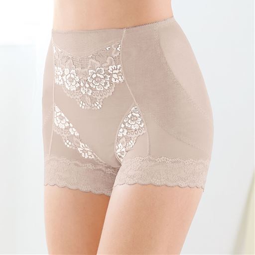 足口レースでアウターにひびきにくく、締め付け感を軽減。 セットA(グレイッシュブラウン) 色違い2枚組 着用例