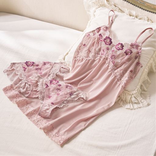 ショーツ(品番:EC-401)とコーディネートもできます。