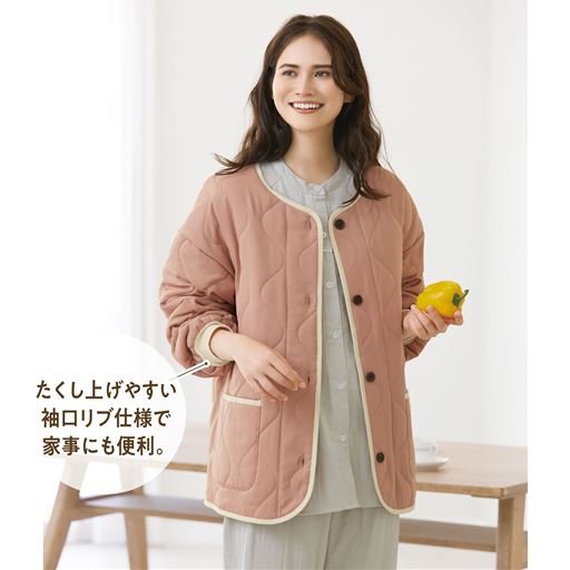 コーラルピンク着用例(パジャマ:NW-1239)