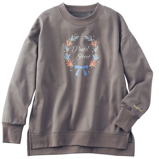 ブラウニッシュグレー