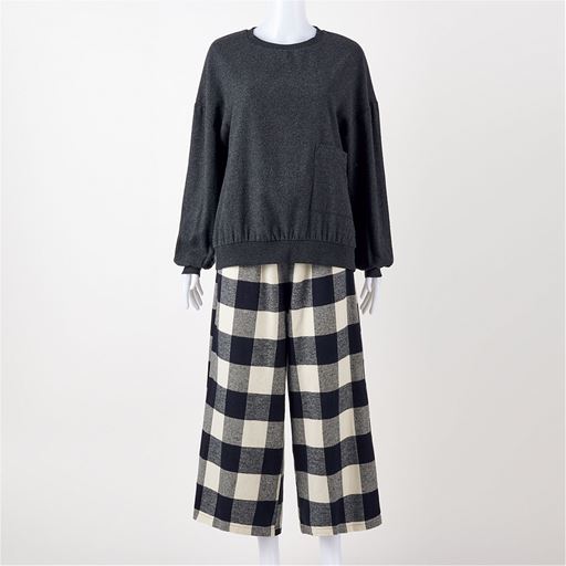 チャコールグレー(パンツ:ブラック×アイボリーチェック) フロントスタイル 上下セット