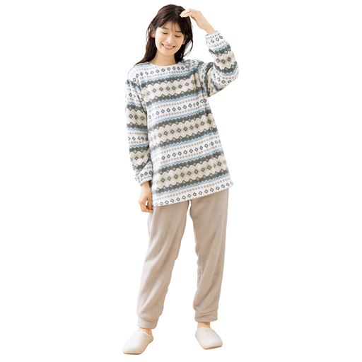 グレー系(パンツ:グレー)