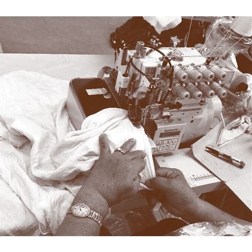 徹底した品質管理 リップルインナーは日本国内の工場で製作。肌に直接触れるものですから、工程でしっかり基準を設け、徹底した品質管理を行っています。