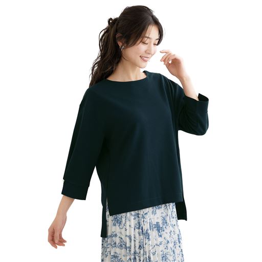 袖の短いアウターに合わせやすい 衿すっきり5分袖 着用例