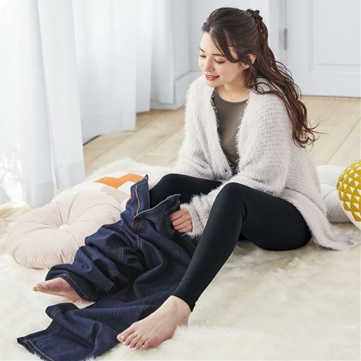 ブラック 着用例(インのトップスは同素材の品番UE-1628です)