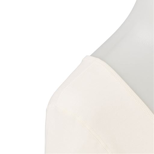 (表側 衿口・袖周り・肩)<br>縫い代が気になる方にもおすすめ 縫い代はすべて表に出すことで、肌に当たる部分をとことんなめらかに仕上げました。(写真は、同シリーズのUE-1697です)