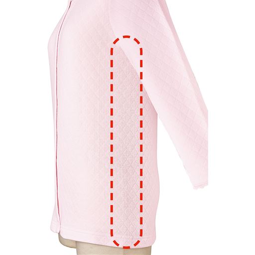 脇縫いなしだから縫い目によるゴロつきがなく肌あたりがやさしい。(画像は同素材の品番UE-1701です)