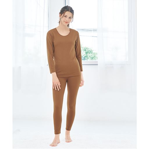 ブロンズ 着用例(ボトムは同素材の品番UE-1742です)