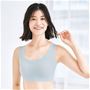 縫い目もゴムも一切ナシ!まるで着けてないみたいなラクちんブラ <br>ミスティブルー 着用例