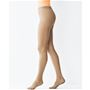 高いフィット感とマットな質感でくすみをカバーするストッキング。